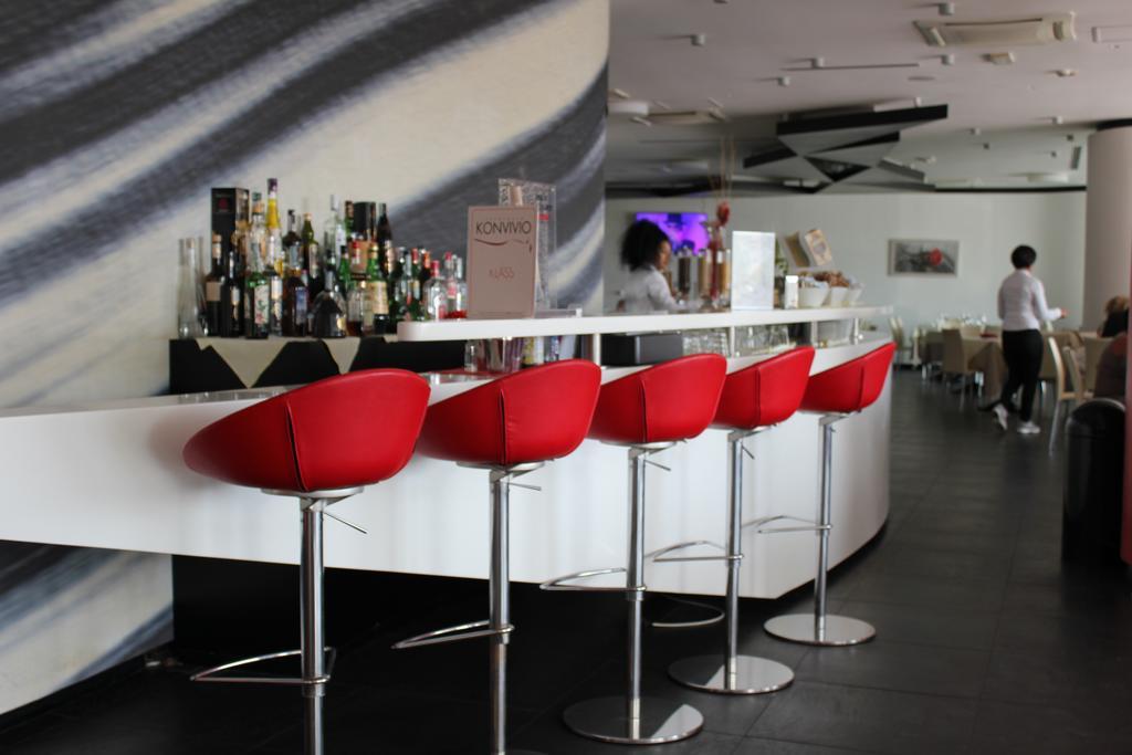 Klass Hotel Кастельфидардо Экстерьер фото