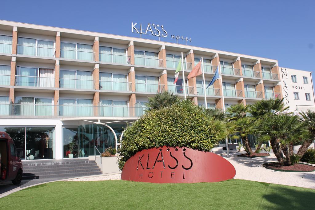 Klass Hotel Кастельфидардо Экстерьер фото