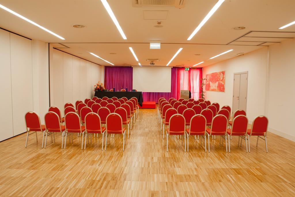 Klass Hotel Кастельфидардо Экстерьер фото