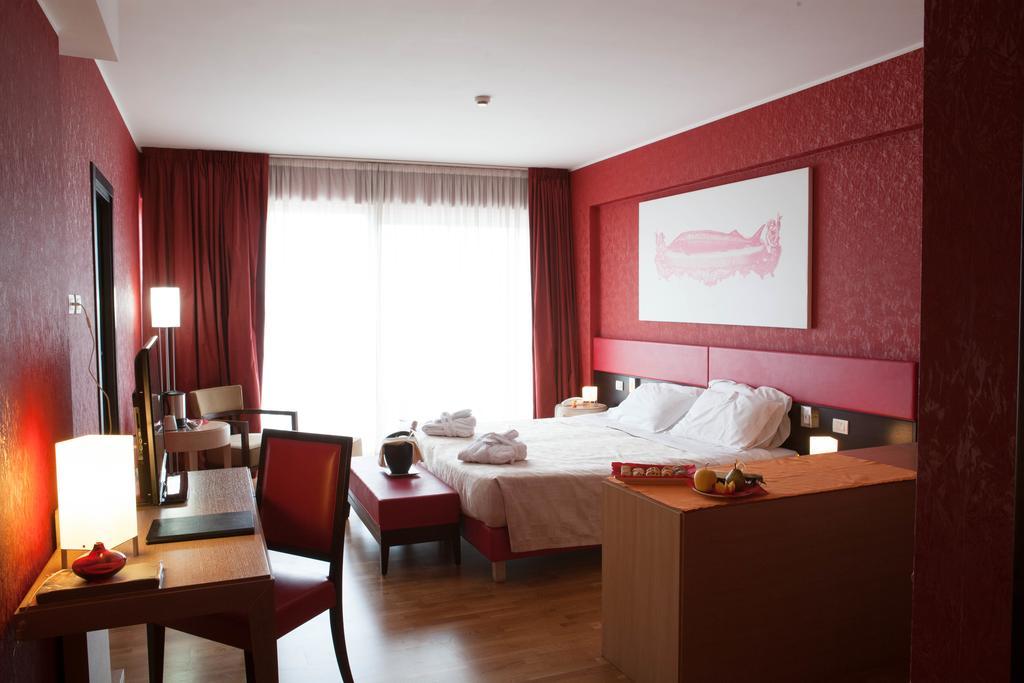 Klass Hotel Кастельфидардо Экстерьер фото